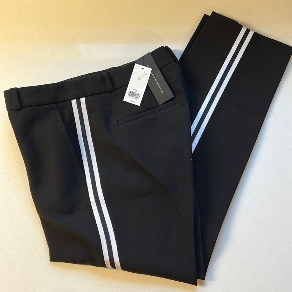 Banana Republic Avery Mid Rise Size 6
